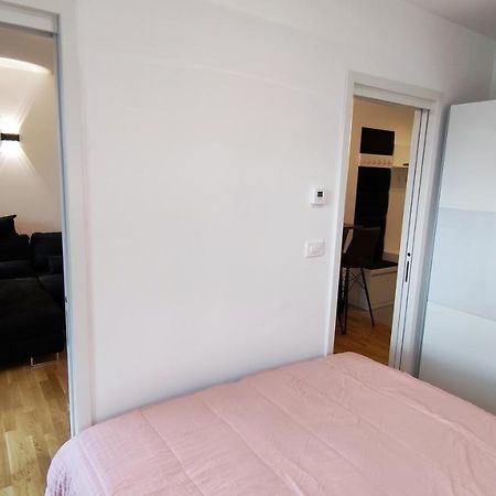 Apartment Ozare สโลวีน กราเดส ภายนอก รูปภาพ